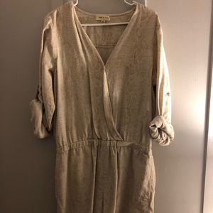 Cloth and Stone romper never worn